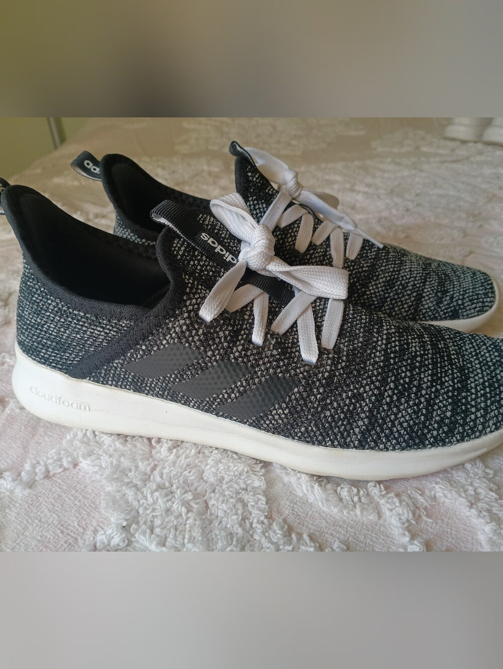 Adidas Cloudfoam Women's 7.5